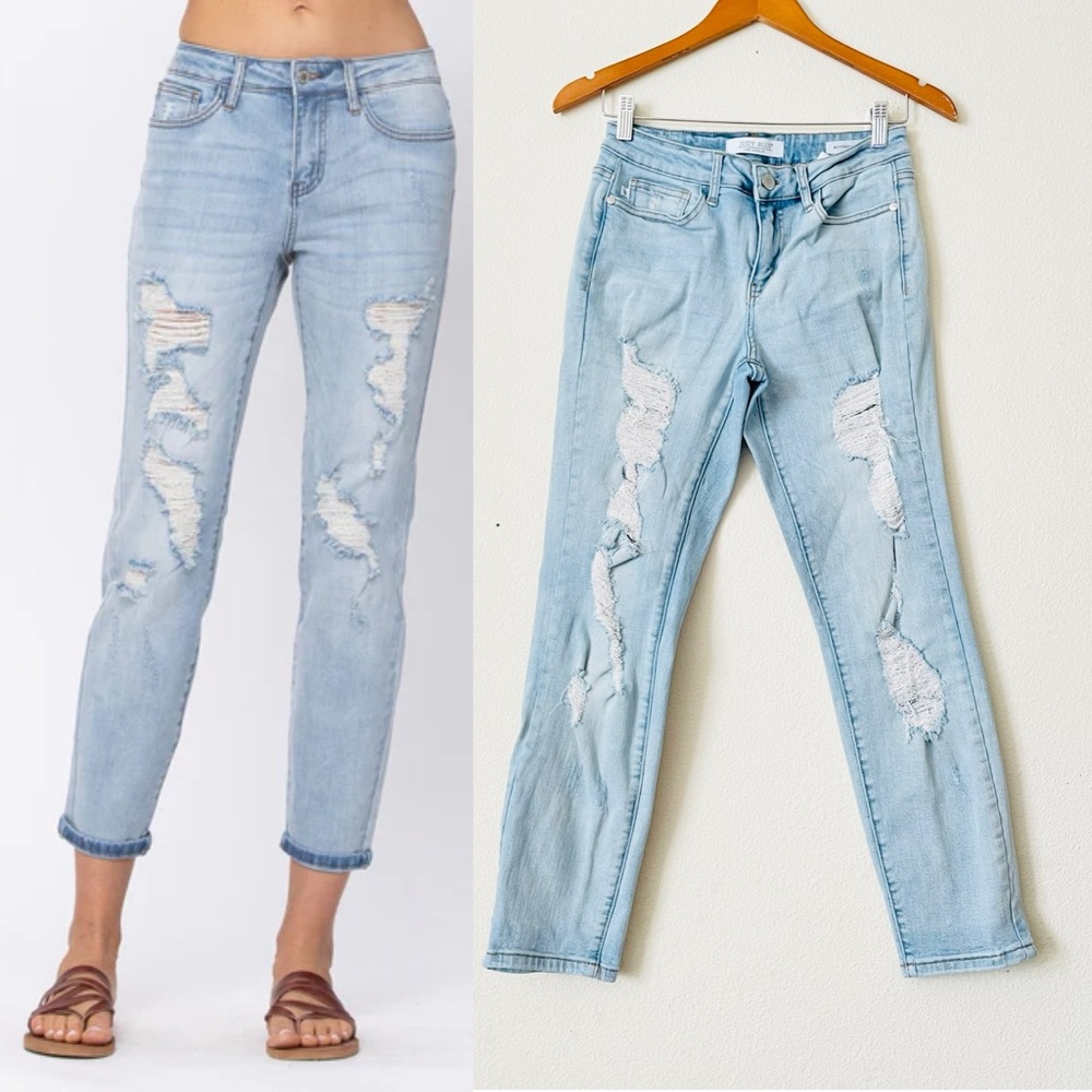 Judy Blue SIZE 26 Brittany Midrise Boyfriend Fit Destroyed jeans